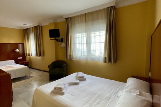 HOTEL FONDA DE DON GONZALO - photo 2