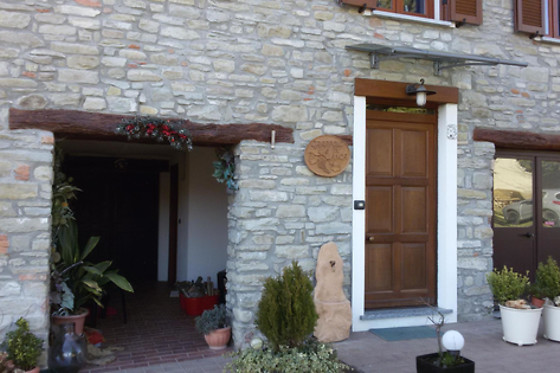 Agriturismo Il Grappolo in Langa - photo 0