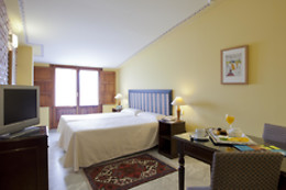 HOTEL AD HOC PARQUE GOLF