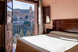 HOTEL ALBARRACIN