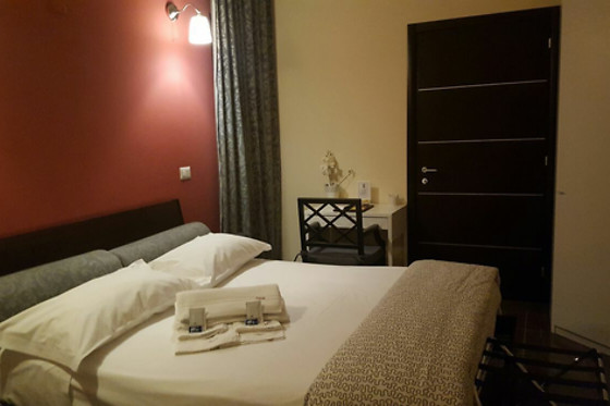 Hotel Ascot - photo 9