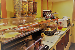 HOTEL SINDHURA