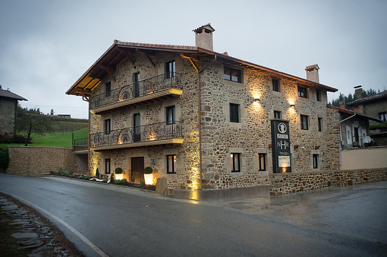 HOTEL OSABARENA - photo 2