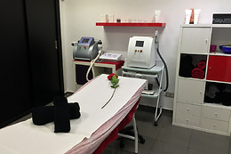 BEAUTY & WELLNESS CENTER SANTS