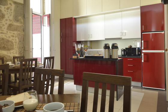 DUKES CORNER GUEST HOUSE - photo 8